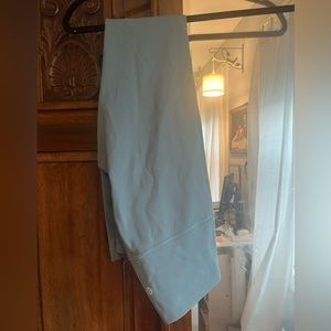 LULULEMON SIZE 2 LEGGINGS